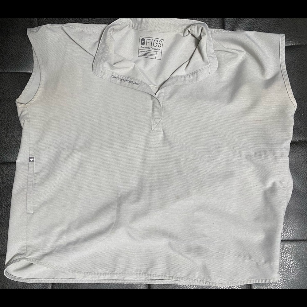 Figs Scrub set in Light Space Grey